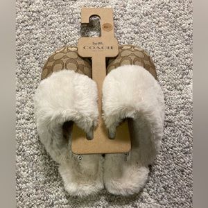 Coach Ziva Slipper Women’s Size 7 - Khaki